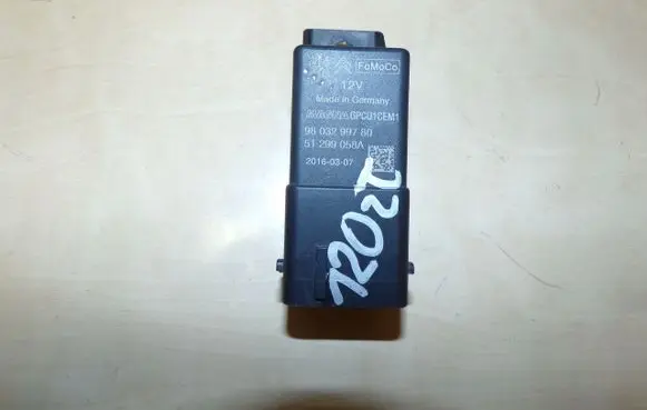 Citroen Jumper Glow plug pre-heat relay 9803299780