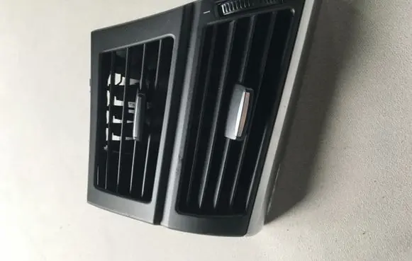 BMW X5 E70 Dashboard air vent grill cover trim 