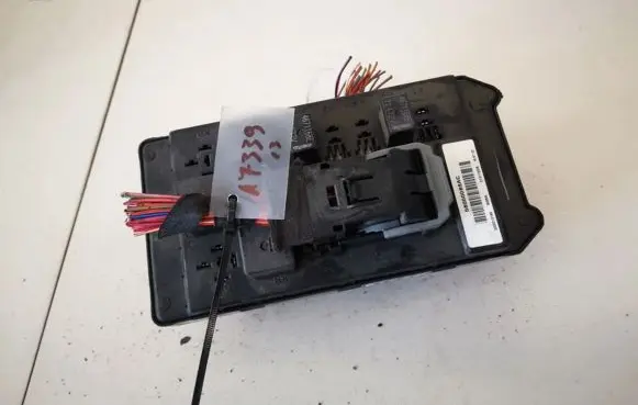 Jeep Grand Cherokee (WK) Fuse box set 56050066ac