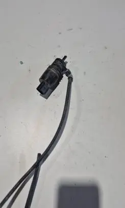 Ford Mustang VI Windscreen/windshield washer pump 8S4317664AA