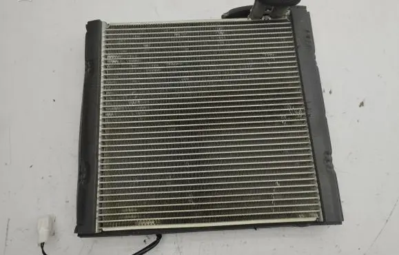 Air conditioning (A/C) radiator (interior)