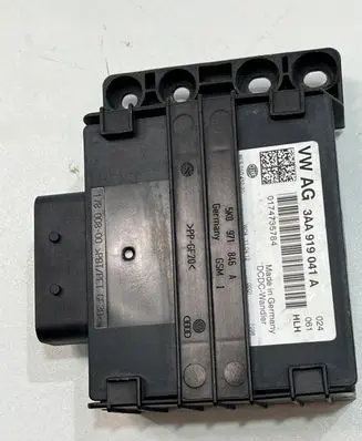 Volkswagen Jetta USA Voltage converter/converter module 3AA919041A | DF+SFF+9549+FS42