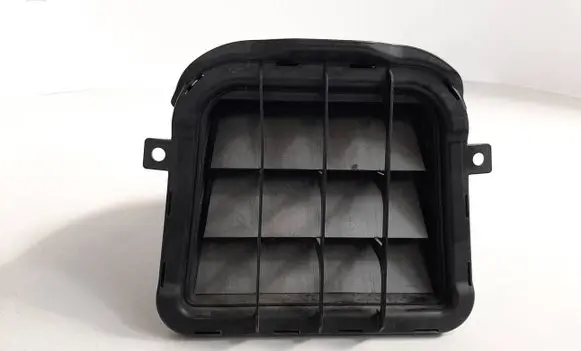 Porsche Macan (95B) Quarter panel pressure vent 8K0819161C