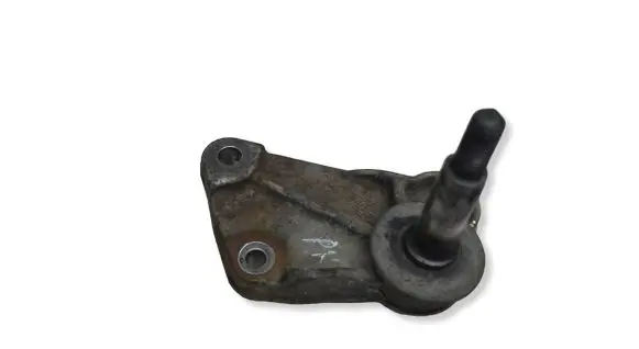 Peugeot 308 SW Gearbox mounting bracket 