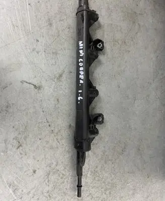 Mini Cooper Countryman R60 Fuel main line pipe