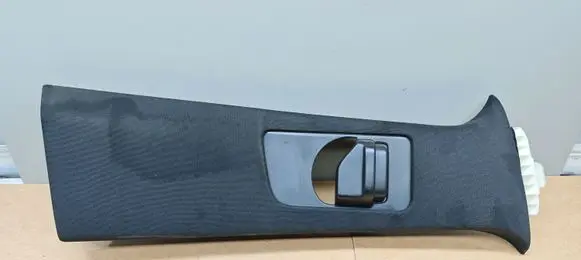 (B) pillar trim (top)