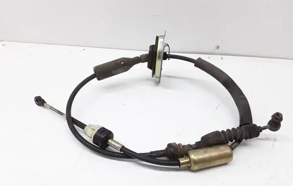 Gear shift cable linkage