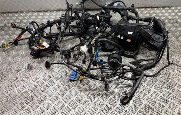 KIA Sportage Engine installation wiring loom 
