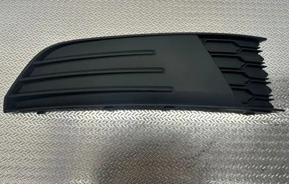 Skoda Fabia Mk3 (NJ) Front bumper lower grill 6V0807368A