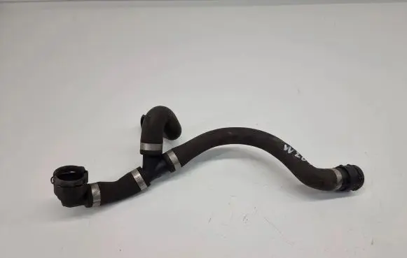 Mercedes-Benz C W205 Engine coolant pipe/hose A2055013291