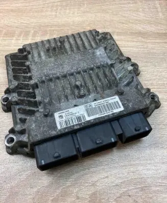 Peugeot Expert Engine control unit/module ECU 5WS40661AT SW9664807480 SID803A