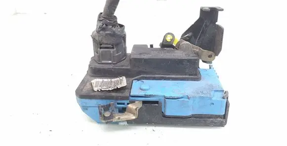 Volvo S60 Front door lock 30699748