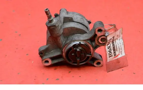 Peugeot 407 Vacuum pump D1651C2