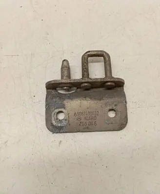 Volkswagen Crafter Loading door lock loop/hook striker A9067400032 ZGS006 ALGR0