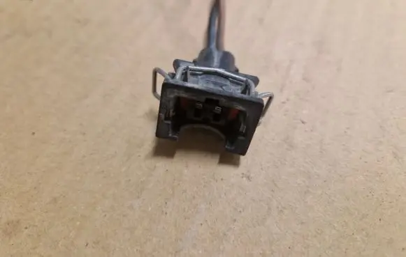 Volkswagen Golf I Other relay 037906240