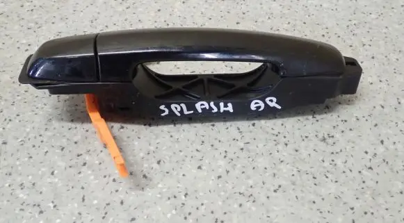 Suzuki Splash Sliding door exterior handle 