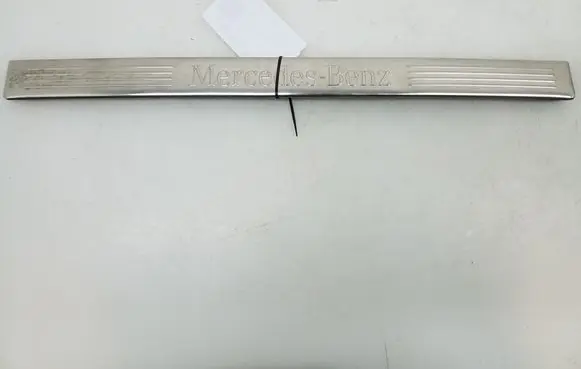 Mercedes-Benz E W212 Front sill trim cover A2126860936