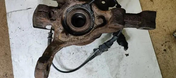 Opel Astra H Front wheel hub
