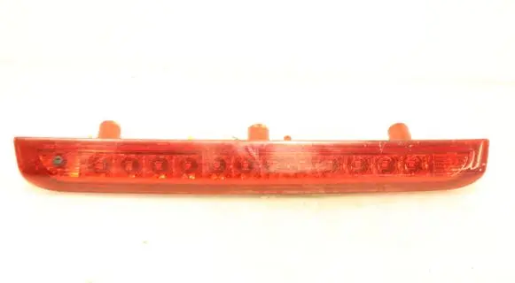 KIA Ceed Third/center stoplight