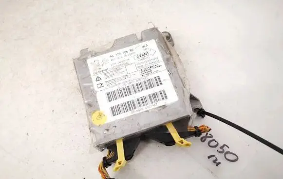 Peugeot 508 Airbag control unit/module 9677910680