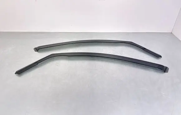 Audi Q7 4M Front door wind deflector 