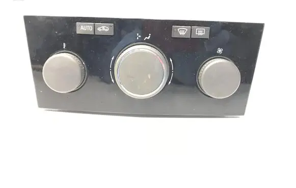 Opel Zafira B Climate control unit 13250622 K1798