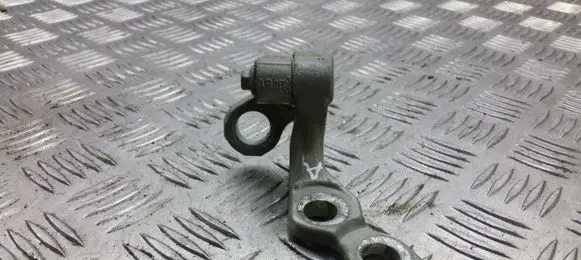 Ford Kuga I Front door lower hinge 3M51R22811AJ