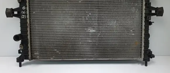 Opel Astra H Coolant radiator 13129964