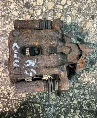 Honda Civic Rear brake caliper