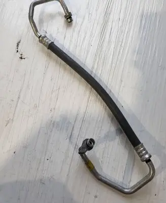 Air conditioning (A/C) pipe/hose