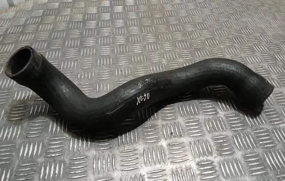 Volvo XC90 Intercooler hose/pipe 30645935
