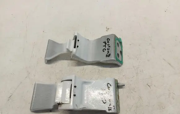 Ford Transit Custom II Rear door lower hinge cusmk2