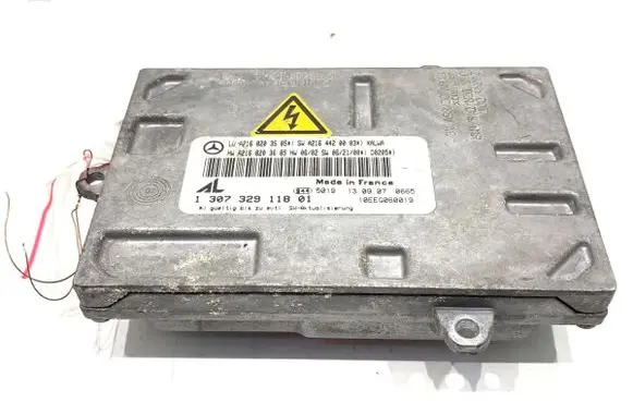 Mercedes-Benz S W221 Voltage converter/converter module 