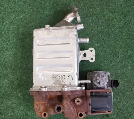Volkswagen Crafter EGR valve 04L131512CG
