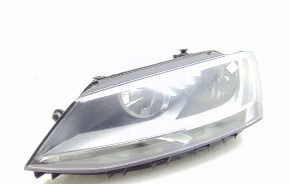 Volkswagen Jetta VI Headlight/headlamp 5C8941005