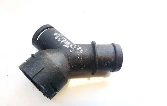Volkswagen Jetta V Engine coolant pipe/hose 1K0122291AE