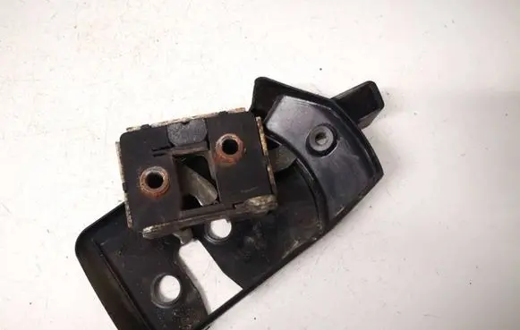 Audi 80 90 S2 B4 Seat back rest lock catch 8a5885880