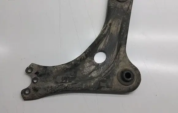 Peugeot 208 Front lower control arm/wishbone 3521N8