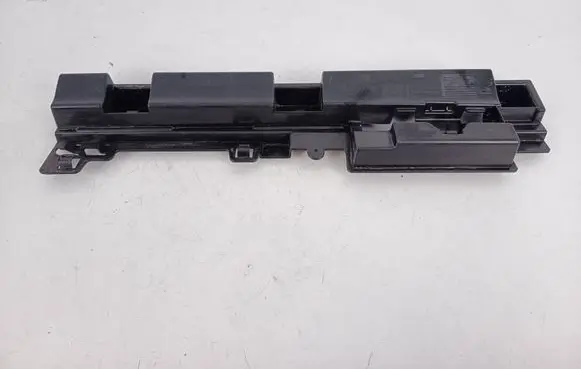 BMW 3 F30 F35 F31 Sill supporting ledge 7256917