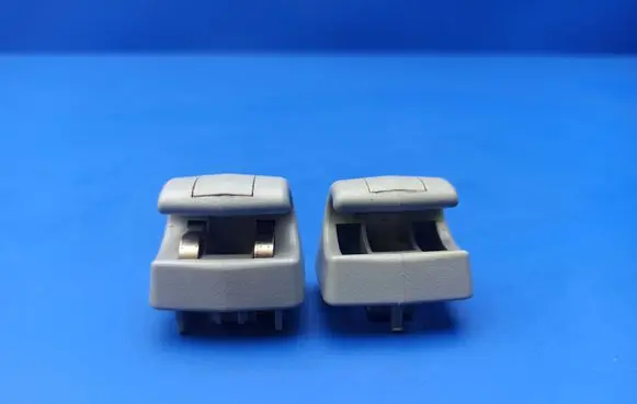 Sun visor clip/hook/bracket
