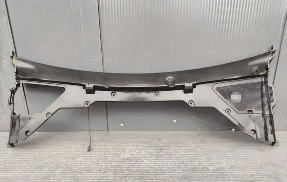 Jaguar XE Wiper trim GX734105A