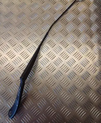 Renault Megane II Front wiper blade arm 8200036912D