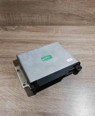 Subaru Legacy Engine control unit/module ECU 27526AE010 Z8700148