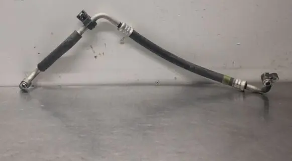 Toyota Prius+ (ZVW40) Air conditioning (A/C) pipe/hose 