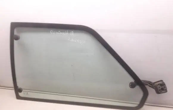 Renault 19 Rear side window