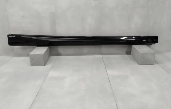 BMW X1 U11 Front sill (body part) 51777884954