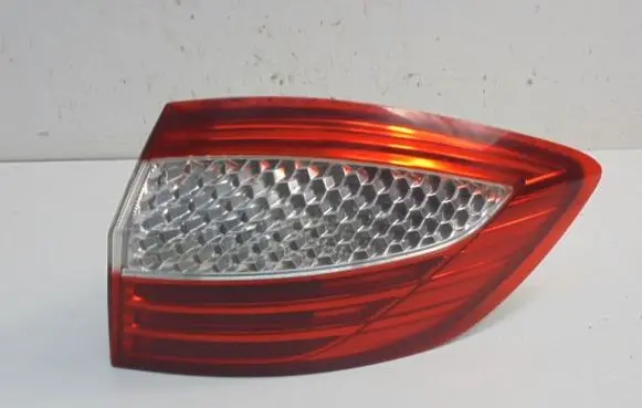 Ford Mondeo MK IV Rear/tail lights 7S7113404B