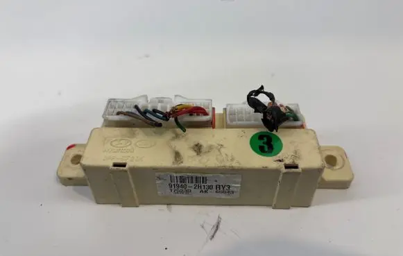 KIA Ceed Door central lock control unit/module 919402H130 AK65543 17523D