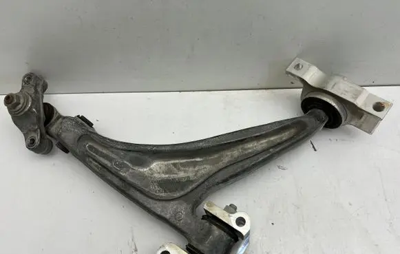 Volvo XC90 Front control arm FR8ZA