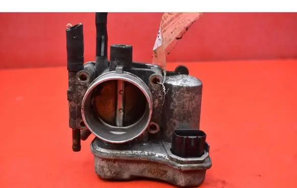 Opel Zafira A Throttle body valve 25177983